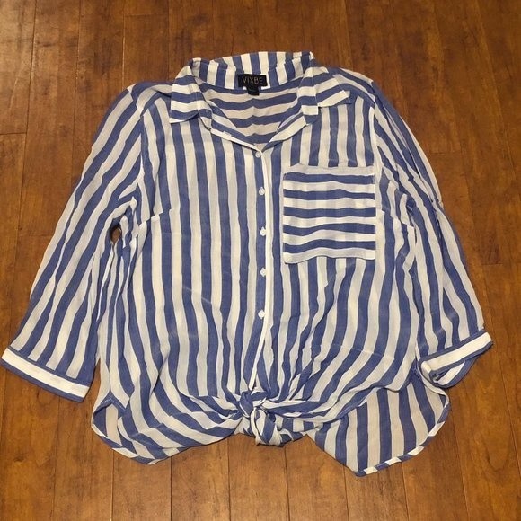 Vixbe Tops - Vixbe Tie Front Top One Pocket Size Large